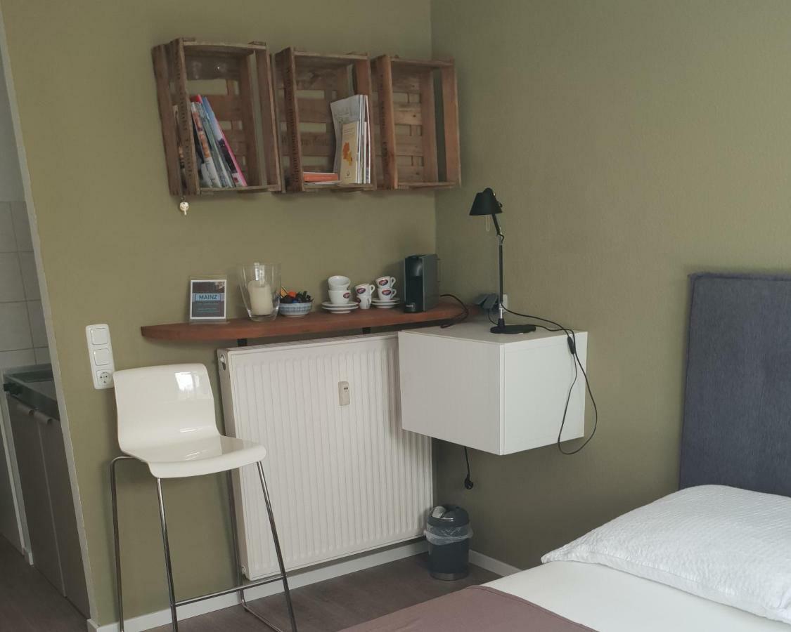Studio Apartment In Zentraler Lage Mainz Luaran gambar